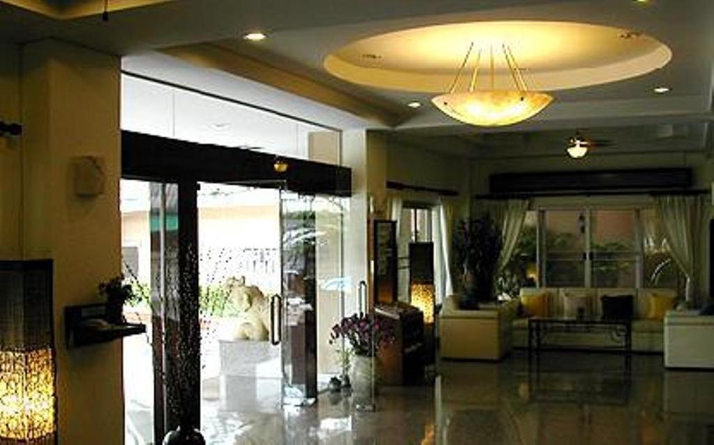 Sa-Nguan Malee Mansion Hotel Chiang Mai Exterior photo